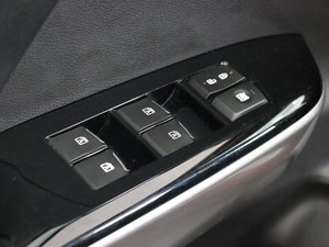 传祺GS7 新报价 直降4万元 现车充足