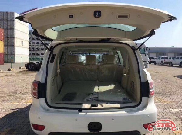 18款日产途乐Y62七座店内现车让利日产途乐最新配置详解实拍