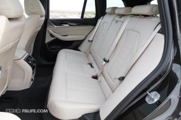 仍有很大提升空间 外媒试驾2018款全新宝马X3