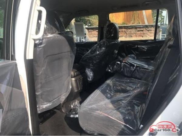 2018款日产途乐Y62七座SUV首付多少钱日产途乐现车特价优惠中