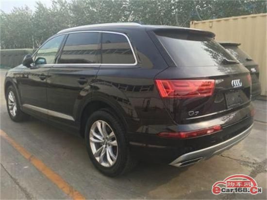 2018款奥迪Q7七座SUV内饰优化驾驶更轻松奥迪Q7配置全优惠售