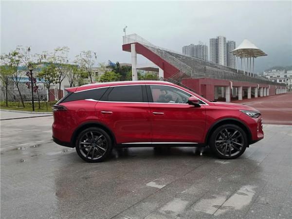 标配7座SUV/可旋转大屏 全新比亚迪唐内饰实车图片 即将上市