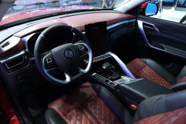 全新高端紧凑型SUV 东风风行T5实车抢先看 4月25日发布