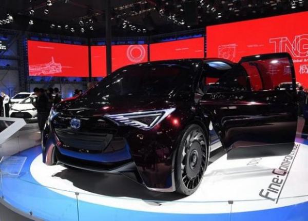 续航达1000km 丰田Fine-Comfort Ride概念车亮相