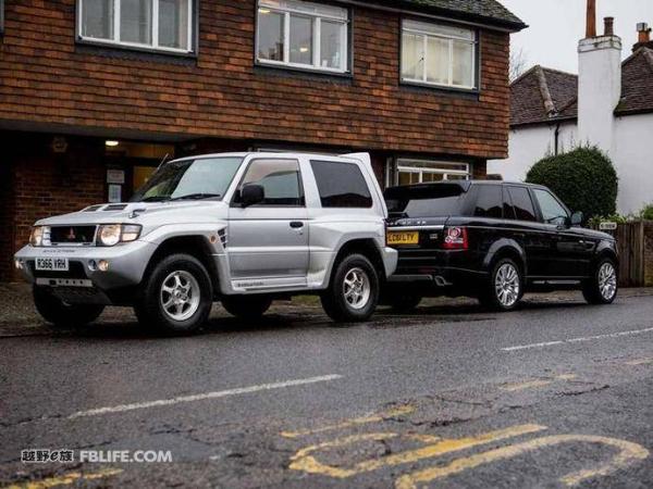 出厂就能跑达喀尔的车子不多 三菱帕杰罗EVO的历史