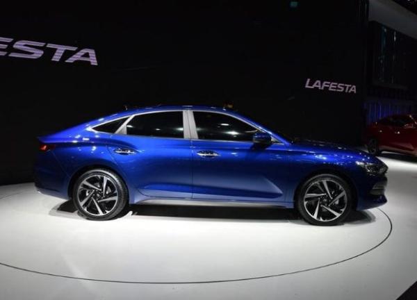 全新中级轿车 北京现代LAFESTA下半年上市