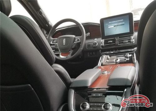 18林肯领航员配置解析墨版多少钱林肯领航员进口车型报价优惠