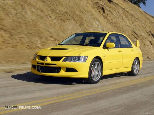 出厂就能跑达喀尔的车子不多 三菱帕杰罗EVO的历史