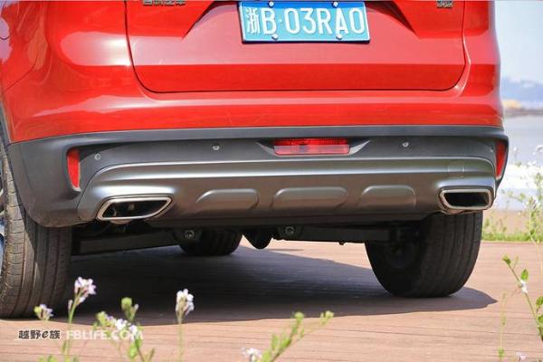 越优秀 越努力 试驾2018款吉利博越1.8T两驱智尊型