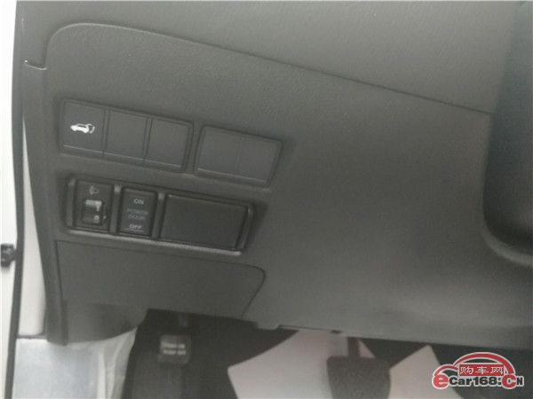 2018款日产途乐Y62七座SUV首付多少钱日产途乐现车特价优惠中