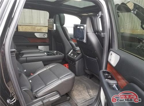 18林肯领航员配置解析墨版多少钱林肯领航员进口车型报价优惠