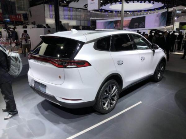 标配7座SUV 比亚迪唐汽油版预售15-18万元