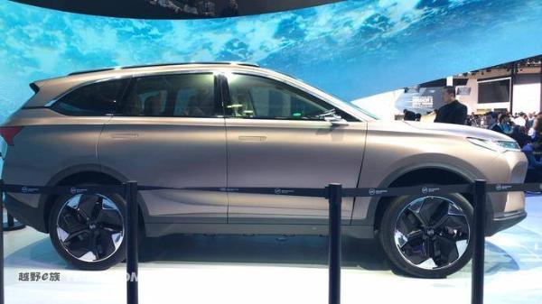 2018北京车展：威马EX6概念车正式发布