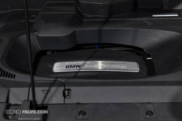 2018北京车展：中华V7内饰正式亮相