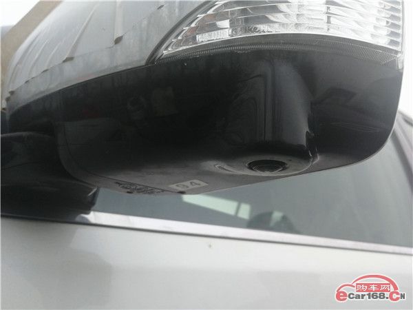 2018款日产途乐Y62七座SUV首付多少钱日产途乐现车特价优惠中