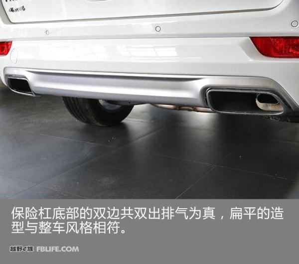 配置高用料足 实拍Jeep大指挥官2.0T四驱智享版