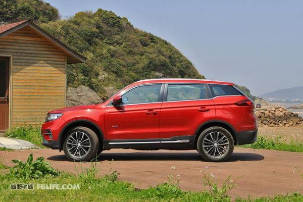 越优秀 越努力 试驾2018款吉利博越1.8T两驱智尊型