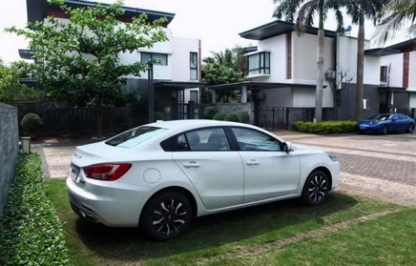 海马全新一代福美来内饰发布 4月25日亮相