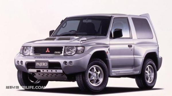出厂就能跑达喀尔的车子不多 三菱帕杰罗EVO的历史