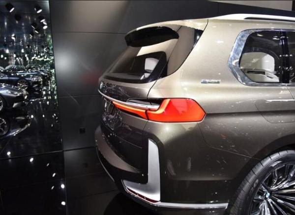 全新旗舰SUV 宝马X7概念车国内首发 量产版年内亮相