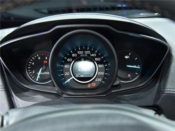 爆款车再出新款 长安福特2018款福睿斯正式发布三季度上市