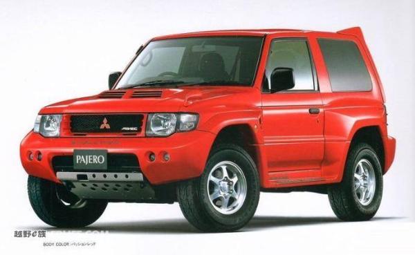 出厂就能跑达喀尔的车子不多 三菱帕杰罗EVO的历史