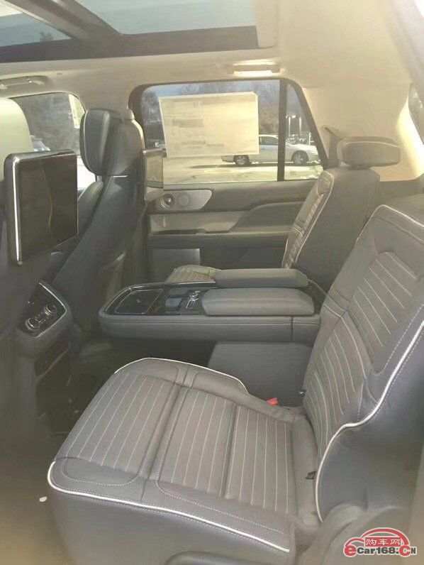 18款林肯领航员高端人群青睐全尺寸SUV林肯领航员七座多少钱