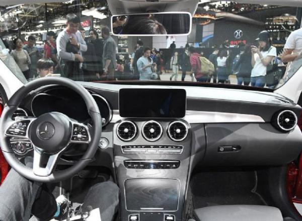 与海外版一致 新款国产奔驰C级长轴距版发布