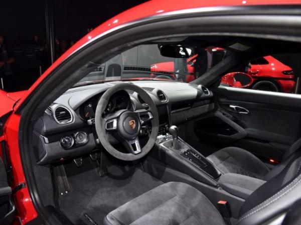 2018款保时捷718车系上市 售59.30-97.80万元