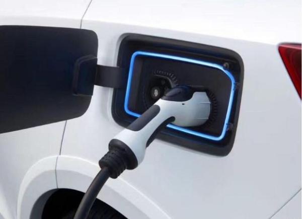 纯电动中型SUV 宝沃BXi7上市补贴后售价28.50-30.50万