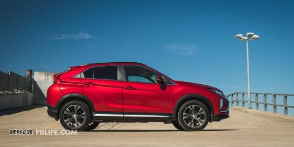 级别翘楚之争 外媒对比本田HR-V/三菱Eclipse Cross/斯巴鲁XV