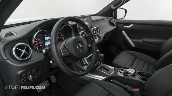 变化集中在外观内饰的升级上 巴博斯推出X-Class改装版