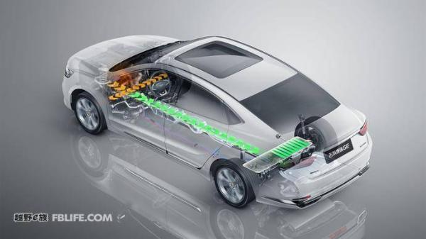 吉利博瑞GE正式上市 售价13.68-19.98万元