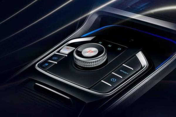 吉利帝豪GSe内饰细节图曝光 续航400公里/年内上市