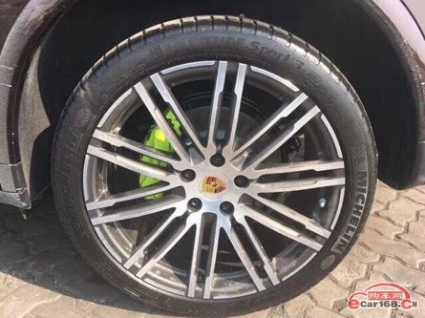 18款保时捷卡宴新能源展位现车多少钱保时捷卡宴3.0T动力价格