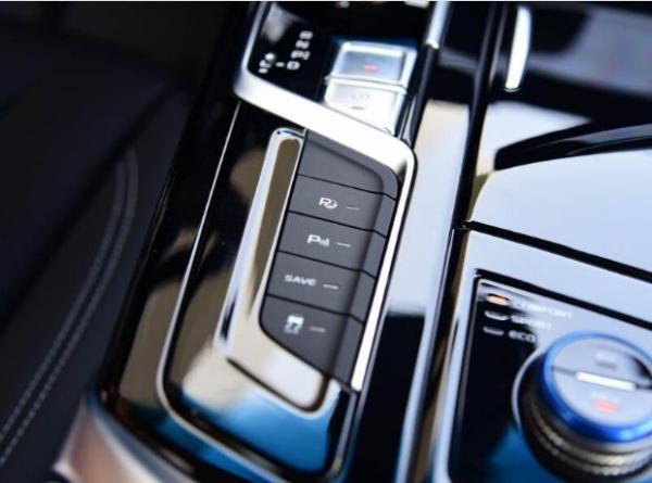 售15.98万起 吉利混动中级车博瑞GE开启预售 5月底上市