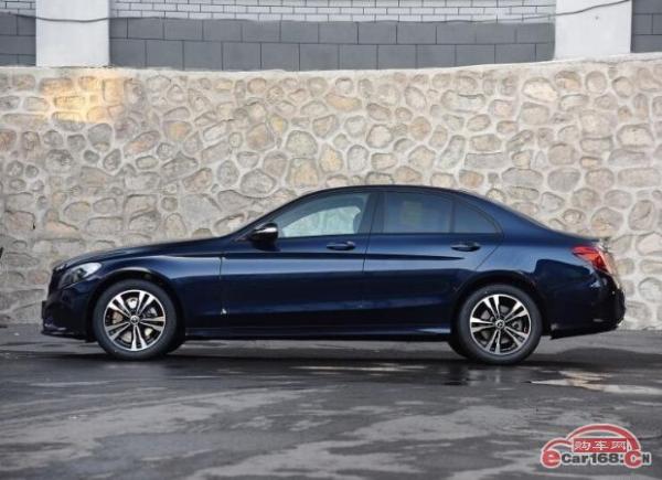 国产奔驰C 200成就特别版上市 售31.68万