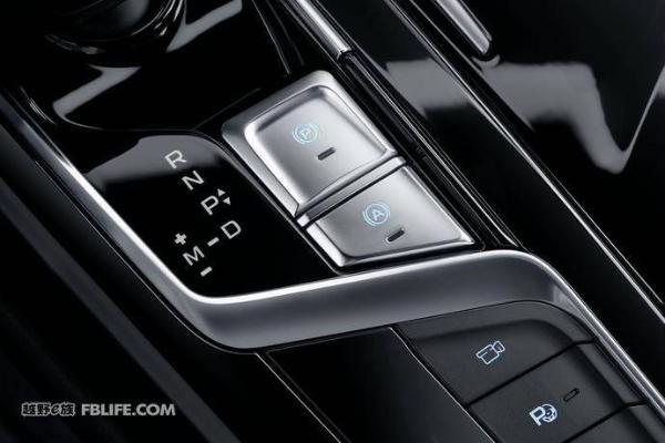 吉利博瑞GE正式上市 售价13.68-19.98万元