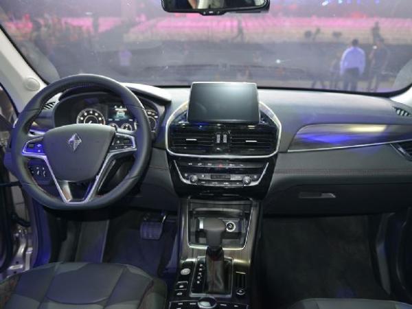 紧凑型轿跑SUV 宝沃BX6正式上市售18.28-19.98万