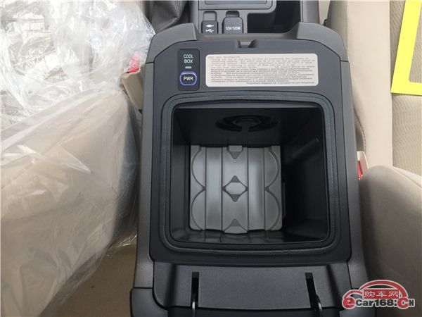 2018款丰田霸道4000中东丐版优惠丰田霸道4000改装性价比更高