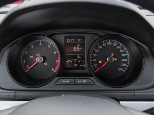 针尖对麦芒 看谁更受年轻消费者喜爱？