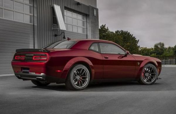 道奇2019款挑战者地狱猫 配V8引擎强势来袭