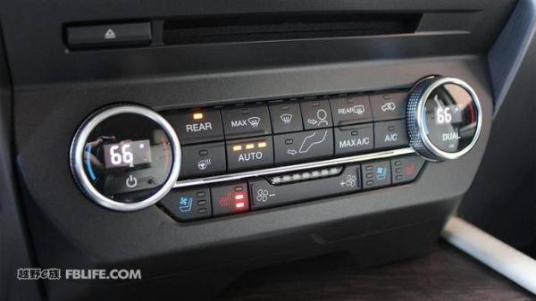 更轻更新更强 海外试驾2018款福特征服者Platinum Max