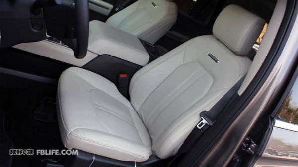 更轻更新更强 海外试驾2018款福特征服者Platinum Max