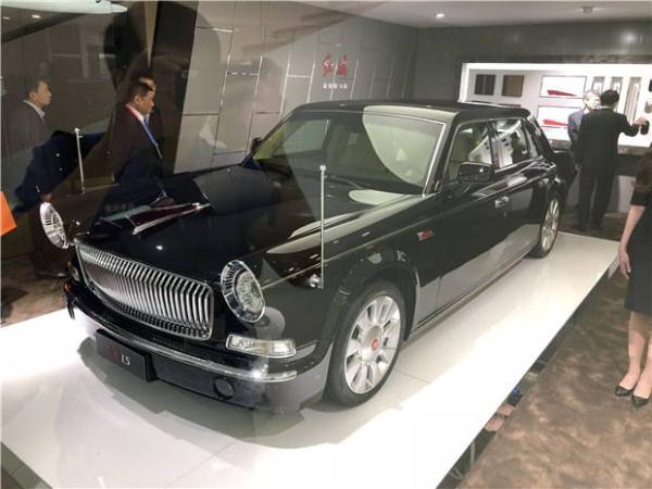 红旗L5定制版首次亮相 售600万/限100台