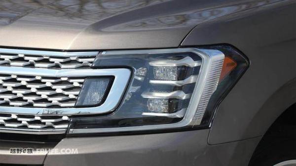 更轻更新更强 海外试驾2018款福特征服者Platinum Max