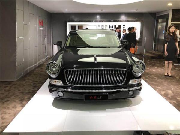 红旗L5定制版首次亮相 售600万/限100台