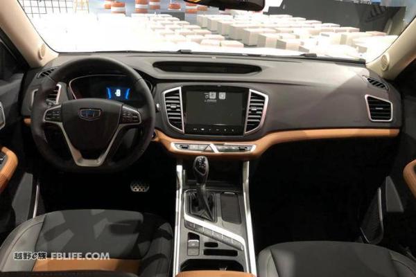 吉利新远景SUV上市 售价7.59-10.59万元