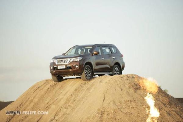 日产途达东南亚市场亮相 提供七座版车型