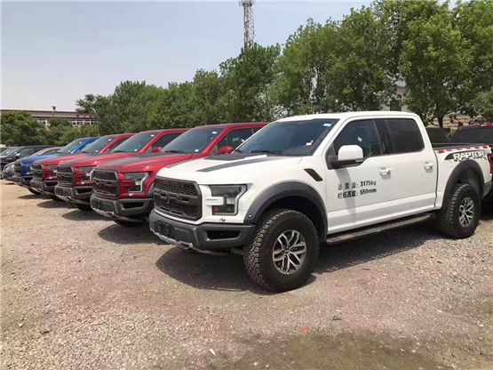 2018款福特猛禽F150皮卡高性能大马力福特F150专业越野新车